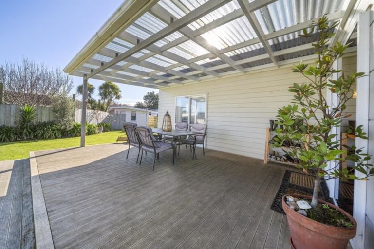 Photo of property in 4 Ohawe Terrace, Ohawe, Hawera, 4671
