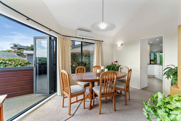 Photo of property in 20a Evelyn Road, Cockle Bay, Auckland, 2014