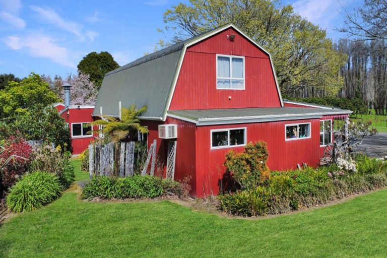 Photo of property in 237 Thornton Road, Thornton, Whakatane, 3194