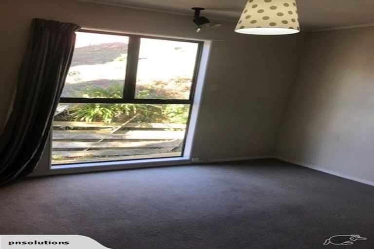 Photo of property in 22 Frobisher Street, Island Bay, Wellington, 6023