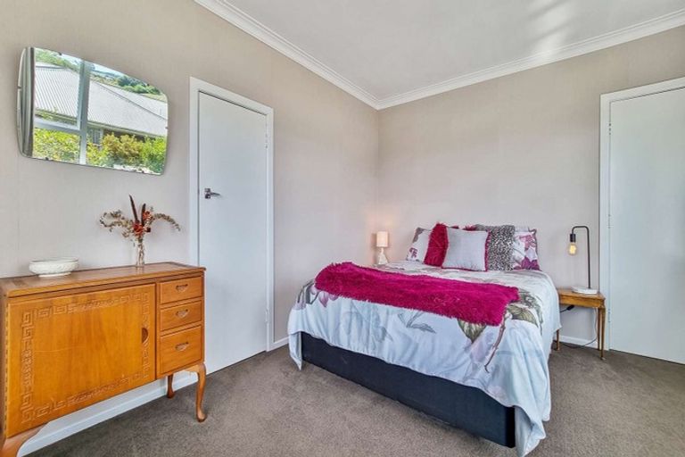 Photo of property in 22 Matipo Avenue, Pomare, Rotorua, 3015