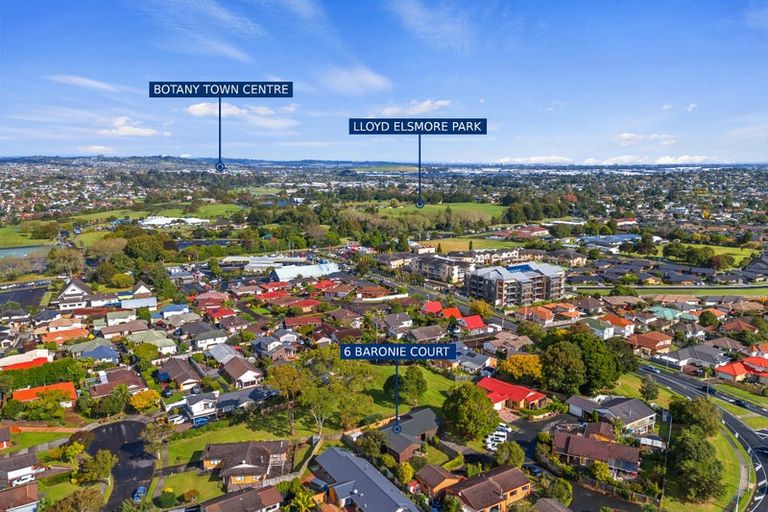 Photo of property in 6 Baronie Court, Half Moon Bay, Auckland, 2012