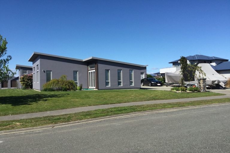Photo of property in 24 Acheron Way, Te Anau, 9600
