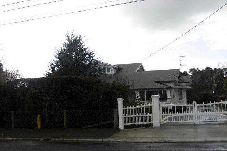 Photo of property in 20 Kent Street, Carterton, 5713