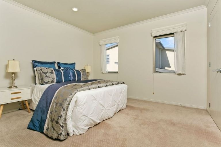 Photo of property in 26 Laurel Oak Drive, Schnapper Rock, Auckland, 0632