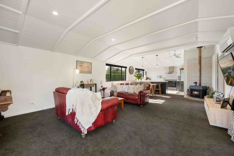 Photo of property in 1 Hall Road, Bannockburn, Cromwell, 9384