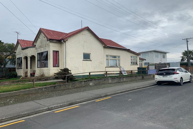 Photo of property in 16 Charlotte Street, Balclutha, 9230