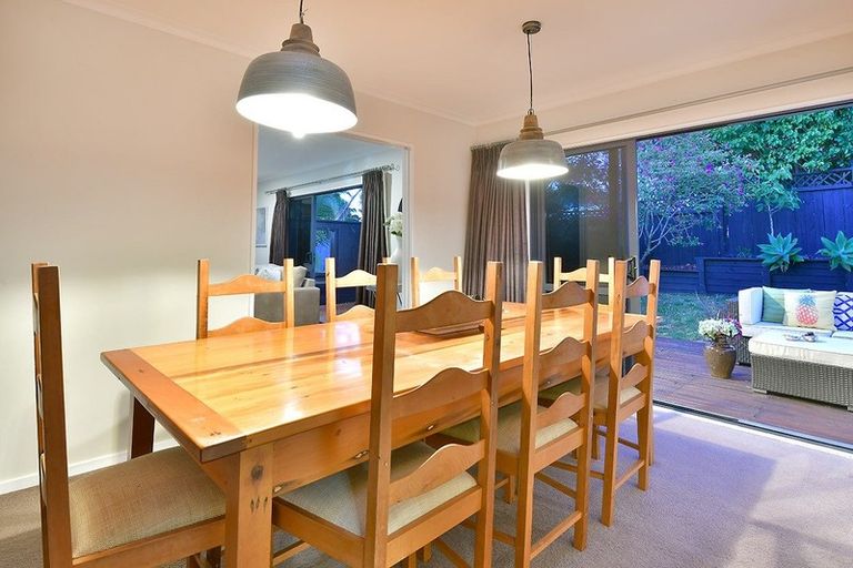 Photo of property in 135 Greenhithe Road, Greenhithe, Auckland, 0632