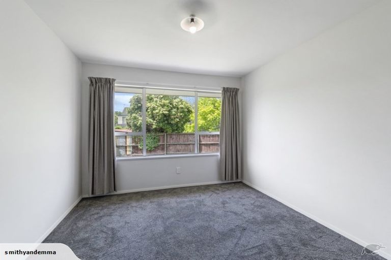 Photo of property in 19 Rutherglen Avenue, Ilam, Christchurch, 8041