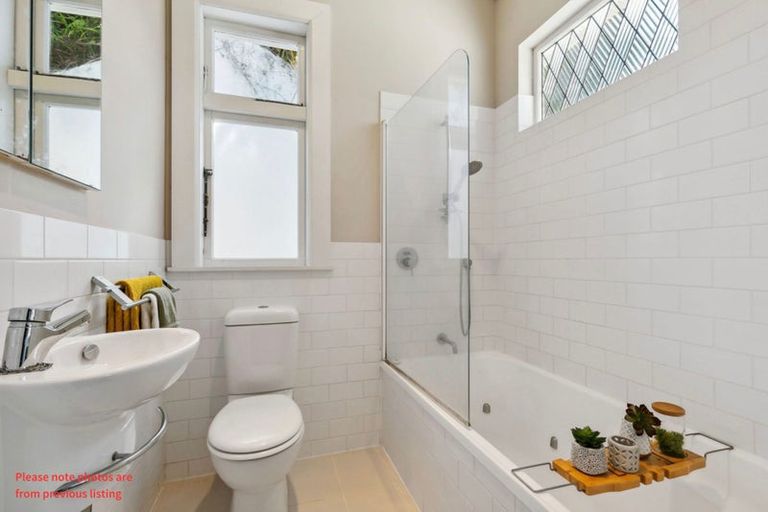 Photo of property in 108 Grafton Road, Roseneath, Wellington, 6011