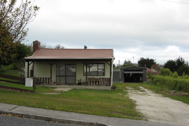 Photo of property in 10 Dartmouth Street, Kaitangata, 9210