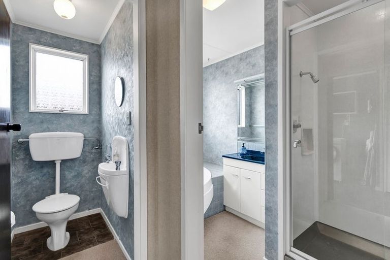 Photo of property in 13 Quin Crescent, Hawera, 4610