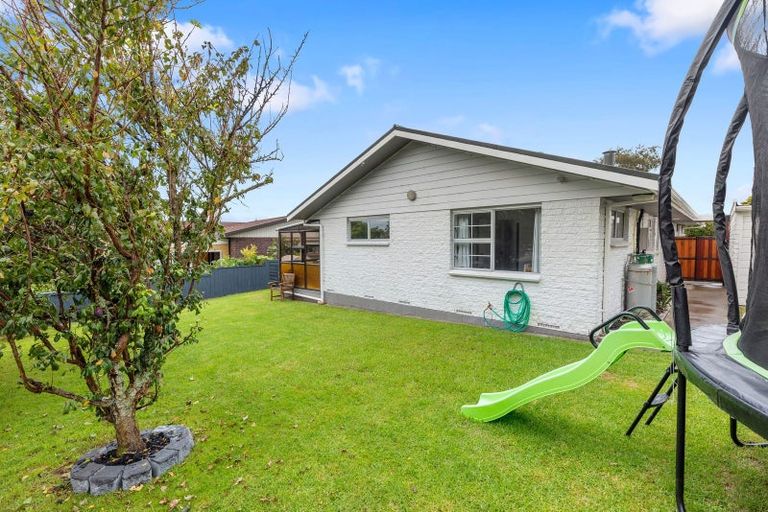 Photo of property in 19 Endeavour Avenue, Welcome Bay, Tauranga, 3112