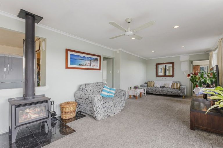 Photo of property in 23 Moana View Road, Waikawa, Picton, 7220