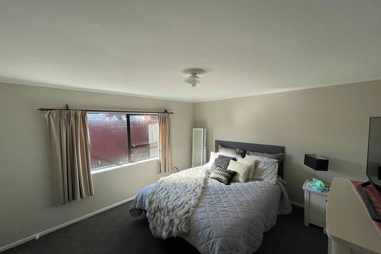 Photo of property in 1/37 Bauchop Road, Waterloo, Lower Hutt, 5011