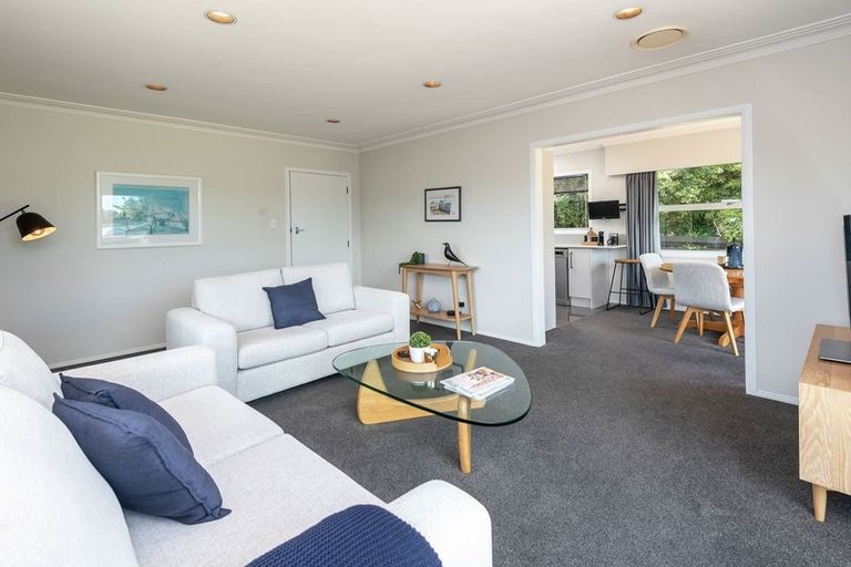 Photo of property in 11 Towra Place, Botany Downs, Auckland, 2010
