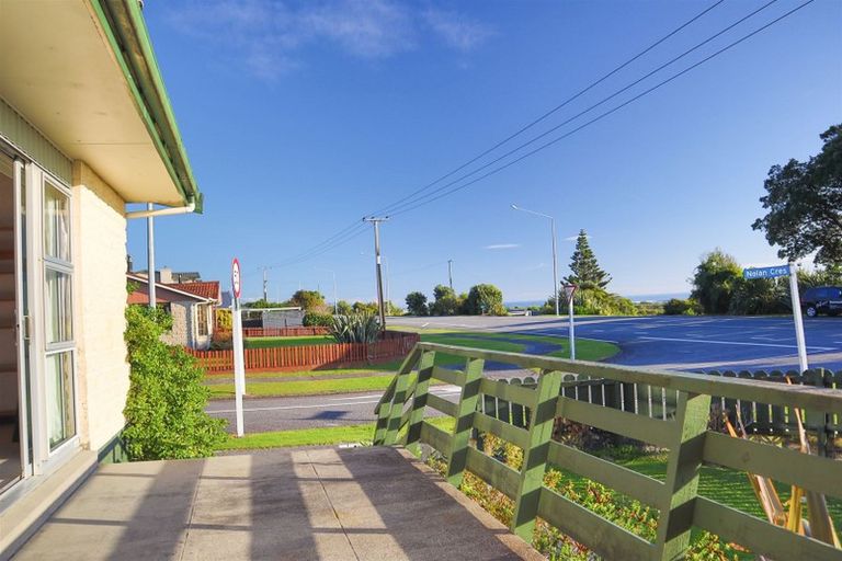 Photo of property in 135 Main South Road, Karoro, Greymouth, 7805