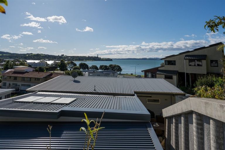 Photo of property in 6 Davis Crescent, Paihia, 0200