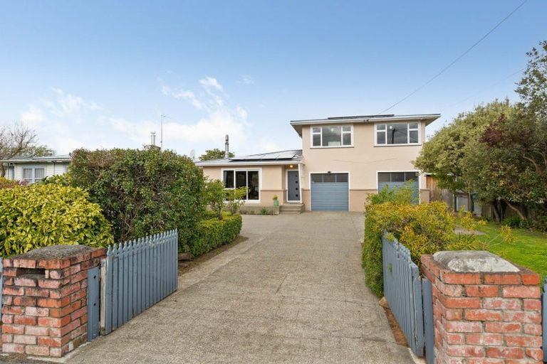 Photo of property in 199 High Street South, Carterton, 5713