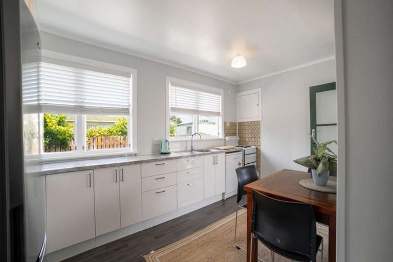 Photo of property in 13 Huxley Road, Outer Kaiti, Gisborne, 4010