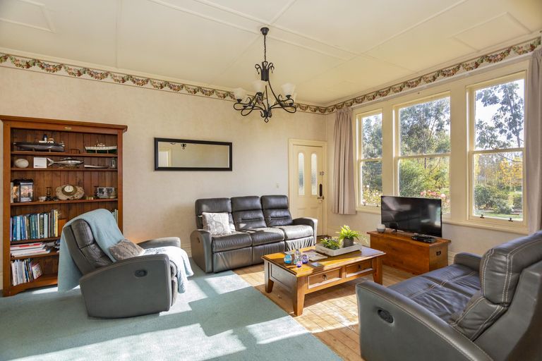 Photo of property in 30 Waiareka Valley Road, Alma, Oamaru, 9491