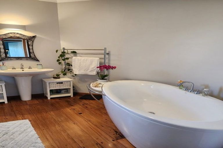 Photo of property in 2 Skinner Street, Blagdon, New Plymouth, 4310