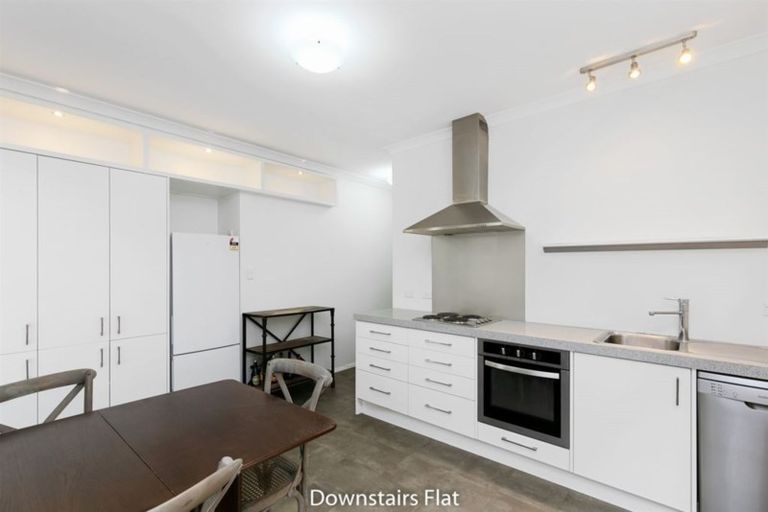 Photo of property in 1 Glasgow Street, Kelburn, Wellington, 6012