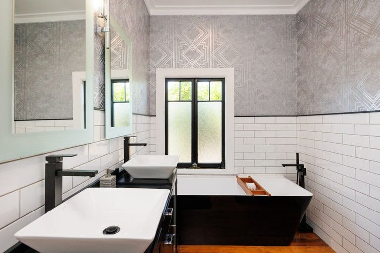 Photo of property in 287 College Street, West End, Palmerston North, 4410