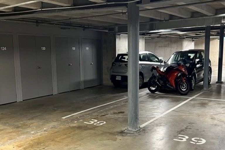 Photo of property in Monument Apartments, 4g/245 Wakefield Street, Te Aro, Wellington, 6011