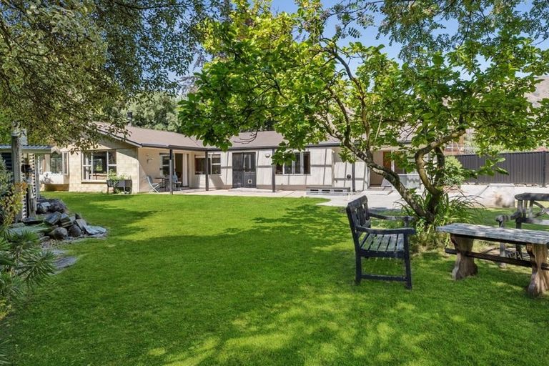 Photo of property in 216 Stone Street, Wanaka, 9305