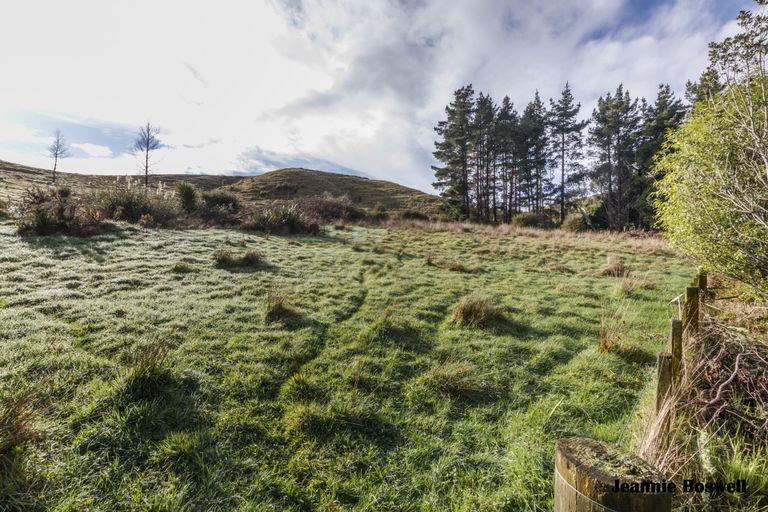 Photo of property in 185 Moonshine Valley Road, Aokautere, 4471