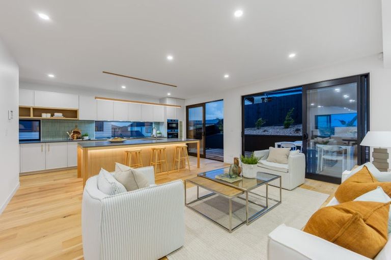 Photo of property in 17 Tupa Street, Long Bay, Auckland, 0630