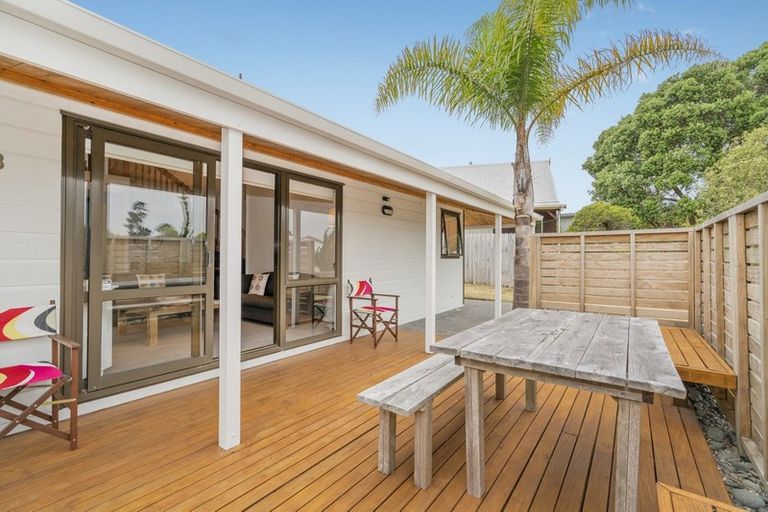 Photo of property in 28 Pleasant Place, Pauanui, Hikuai, 3579