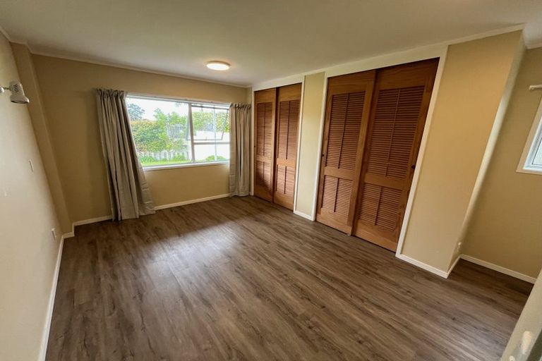 Photo of property in 23 Stapleford Crescent, Browns Bay, Auckland, 0630