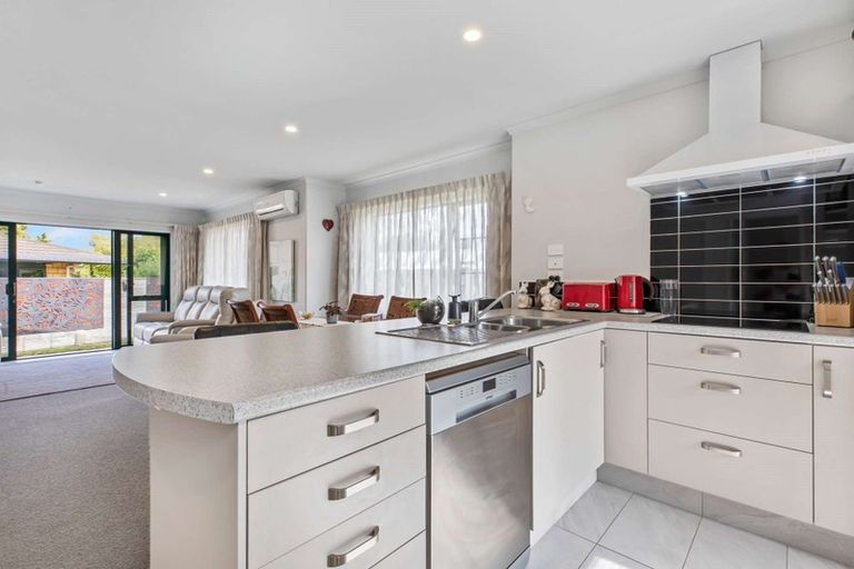 Photo of property in Rosehill Lifestyle Village, 48/182 Gleneagles Drive, Te Awamutu, 3800