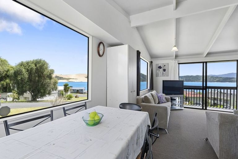 Photo of property in 5 Taumatawiwi Street, Opononi, Kaikohe, 0473