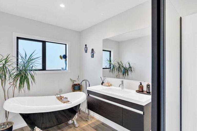 Photo of property in 15 Arion Court, Mount Pisa, Cromwell, 9383