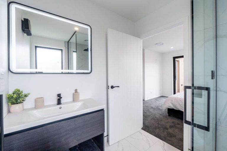 Photo of property in 99 Hoffman Court, Waikiwi, Invercargill, 9810
