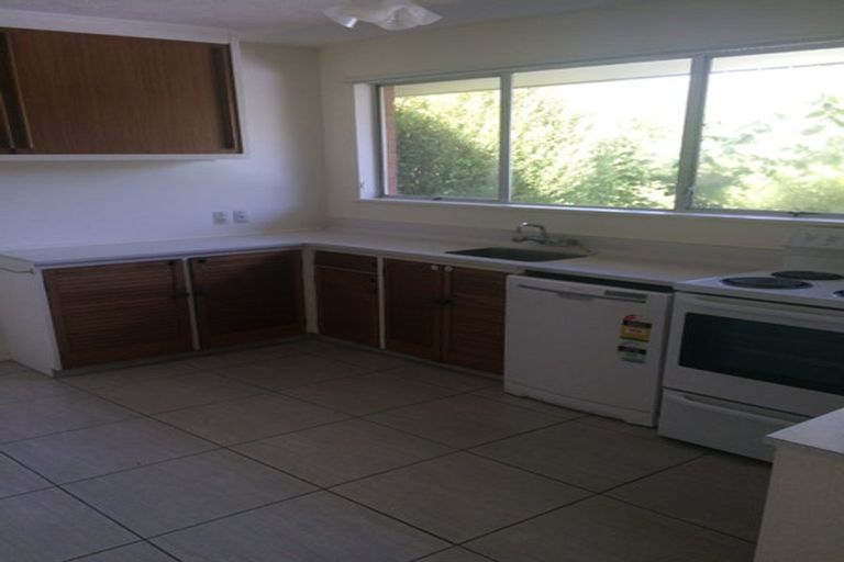 Photo of property in 5 Ilkley Place, Ilam, Christchurch, 8041