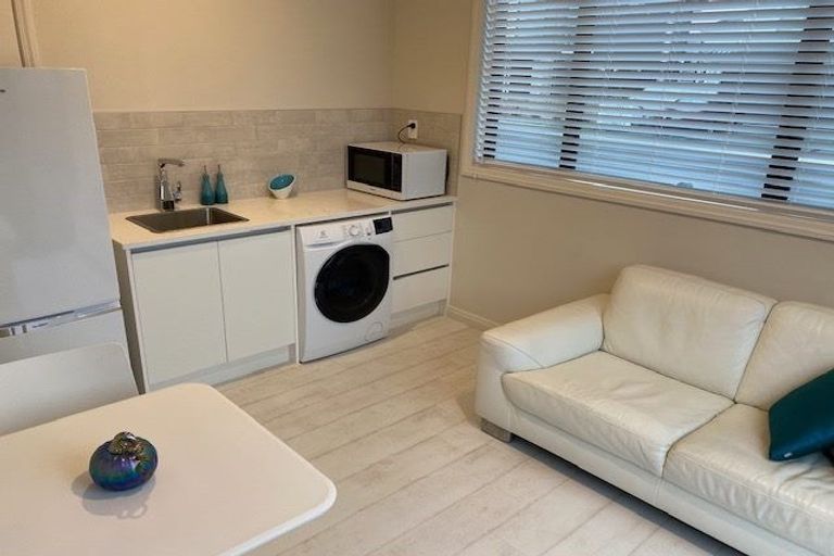 Photo of property in 13 Turret Lane, Hobsonville, Auckland, 0616