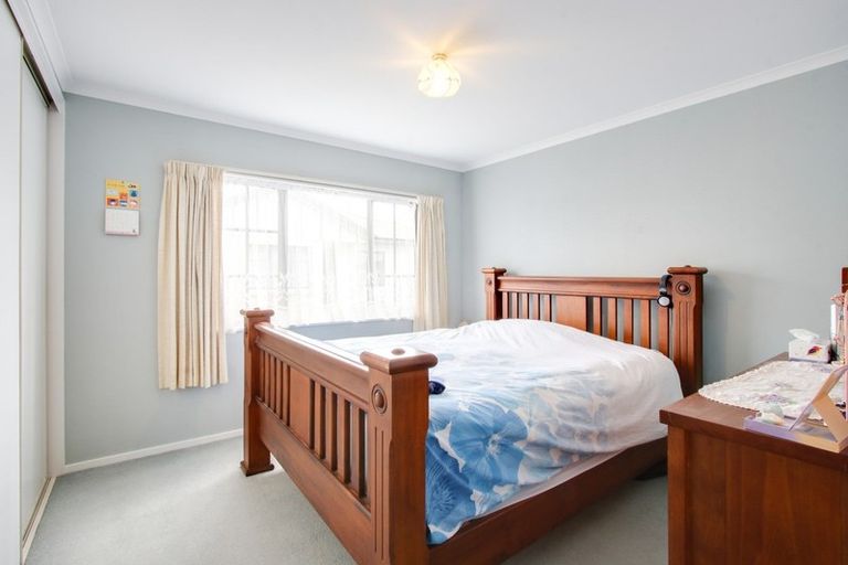 Photo of property in 1/2 Spriggs Crescent, Greenmeadows, Napier, 4112