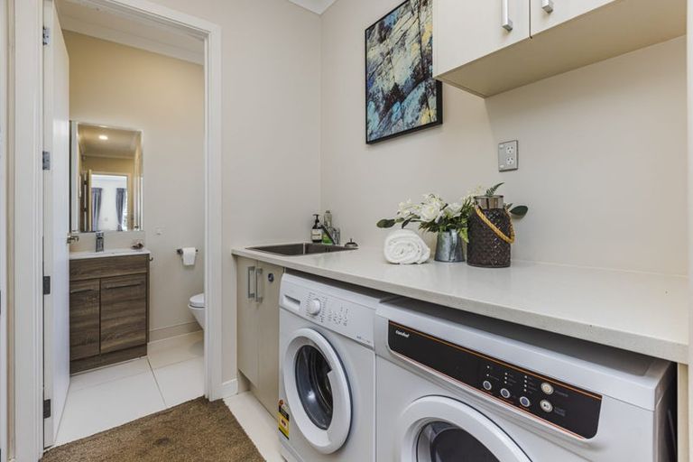 Photo of property in 14 Paso Fino Crescent, Karaka, Papakura, 2113