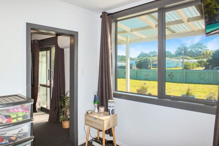 Photo of property in 55 Koputara Road, Himatangi Beach, Foxton, 4891
