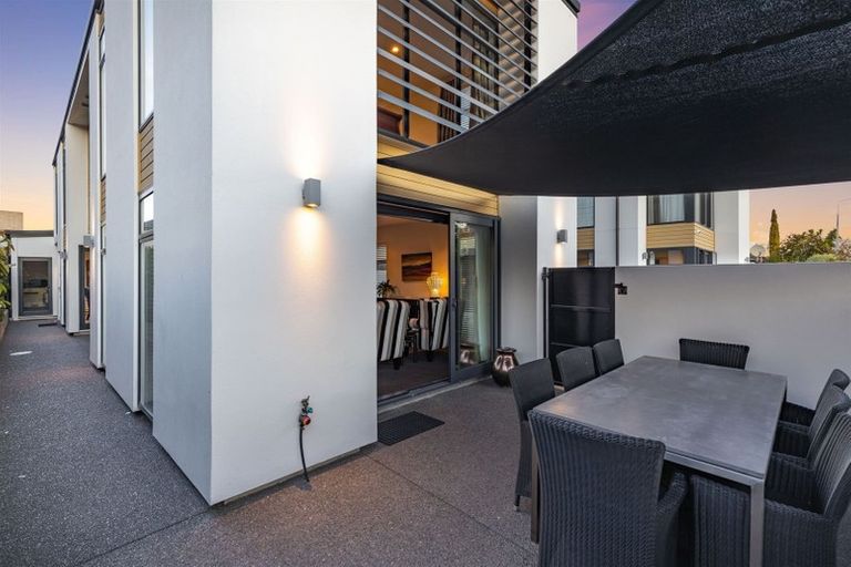 Photo of property in 994 Colombo Street, St Albans, Christchurch, 8014