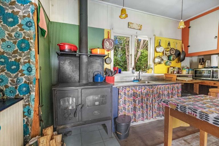 Photo of property in 16 Cole Street, Dannevirke, 4930