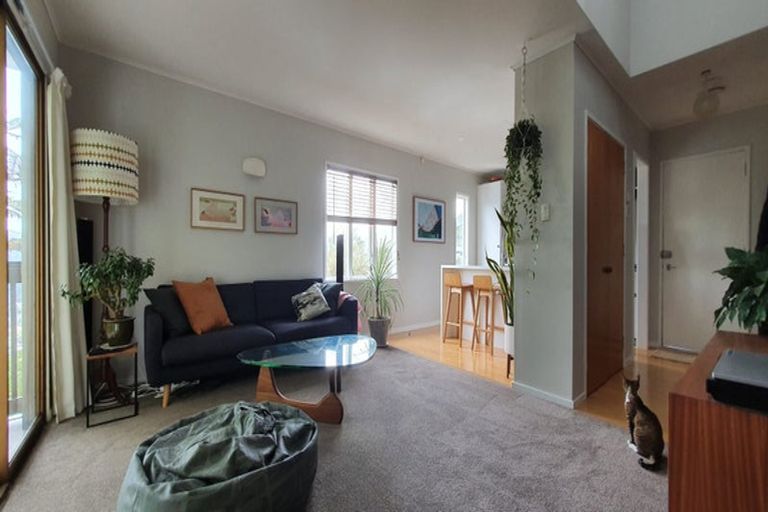 Photo of property in 1/185 Cecil Road, Wilton, Wellington, 6012