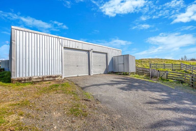 Photo of property in 338 Ngarara Road, Waikanae, 5391
