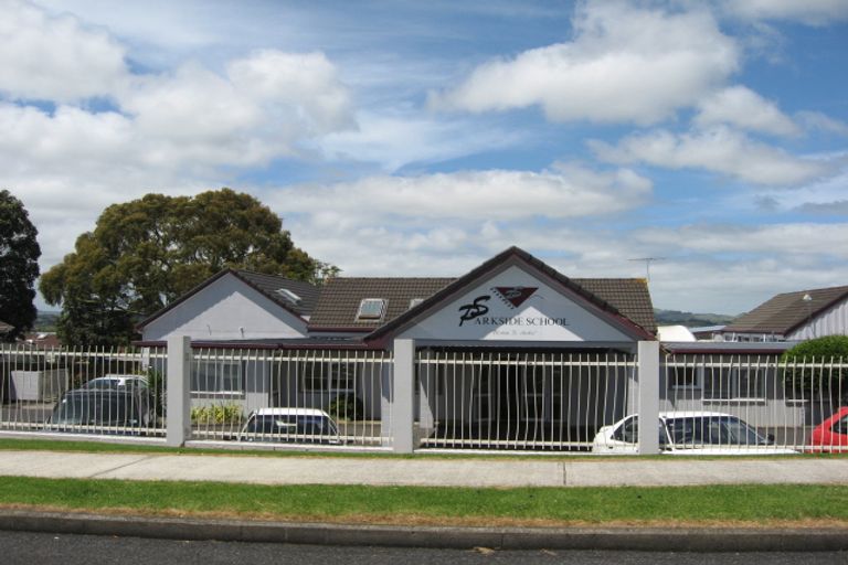 Photo of property in 178 Wellington Street, Pukekohe, 2120