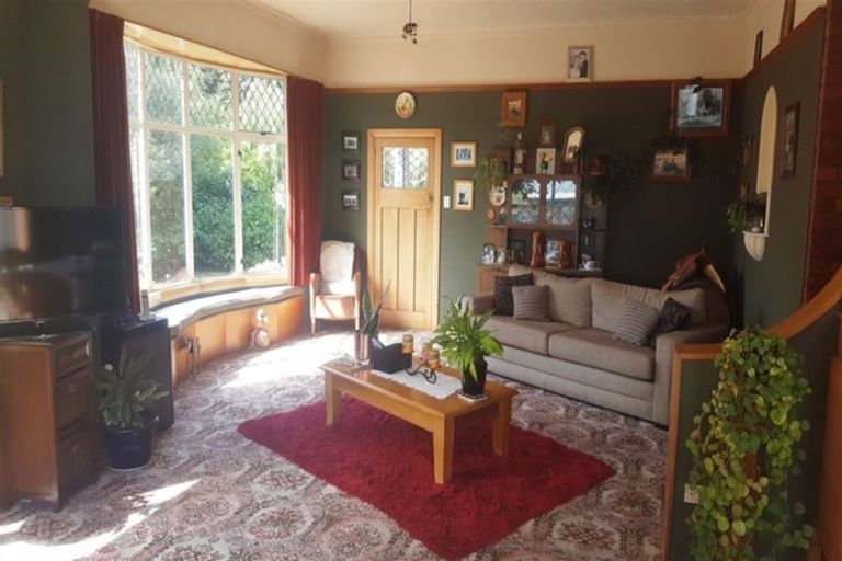 Photo of property in 429 Timaru Road, Waimate, 7978