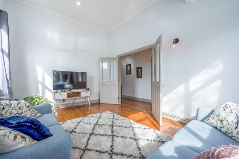 Photo of property in 156 Kings Crescent, Hutt Central, Lower Hutt, 5010